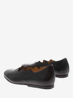 Tracey Neuls - Holzer in Black