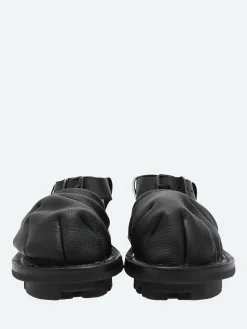 Tripen - Closed Surplus in Black