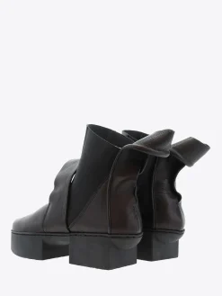 Trippen - Box Equation in Black