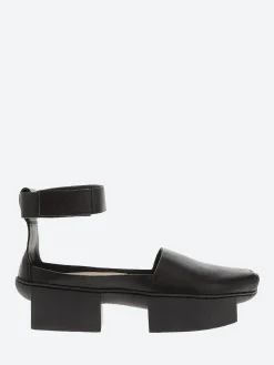 Trippen - Box Watch in Black