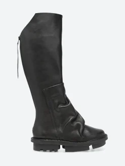 Trippen - Closed Skyline in Black