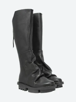 Trippen - Closed Skyline in Black