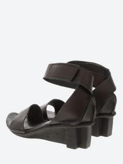 Trippen - X+OS Itten Sandal in Black Waw