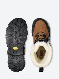 UGG - Adirondack Meridian in Chestnut