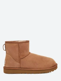 UGG - Classic Mini II in Chestnut