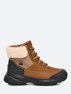 UGG - Yose Fluff V2 Boot in Chestnut