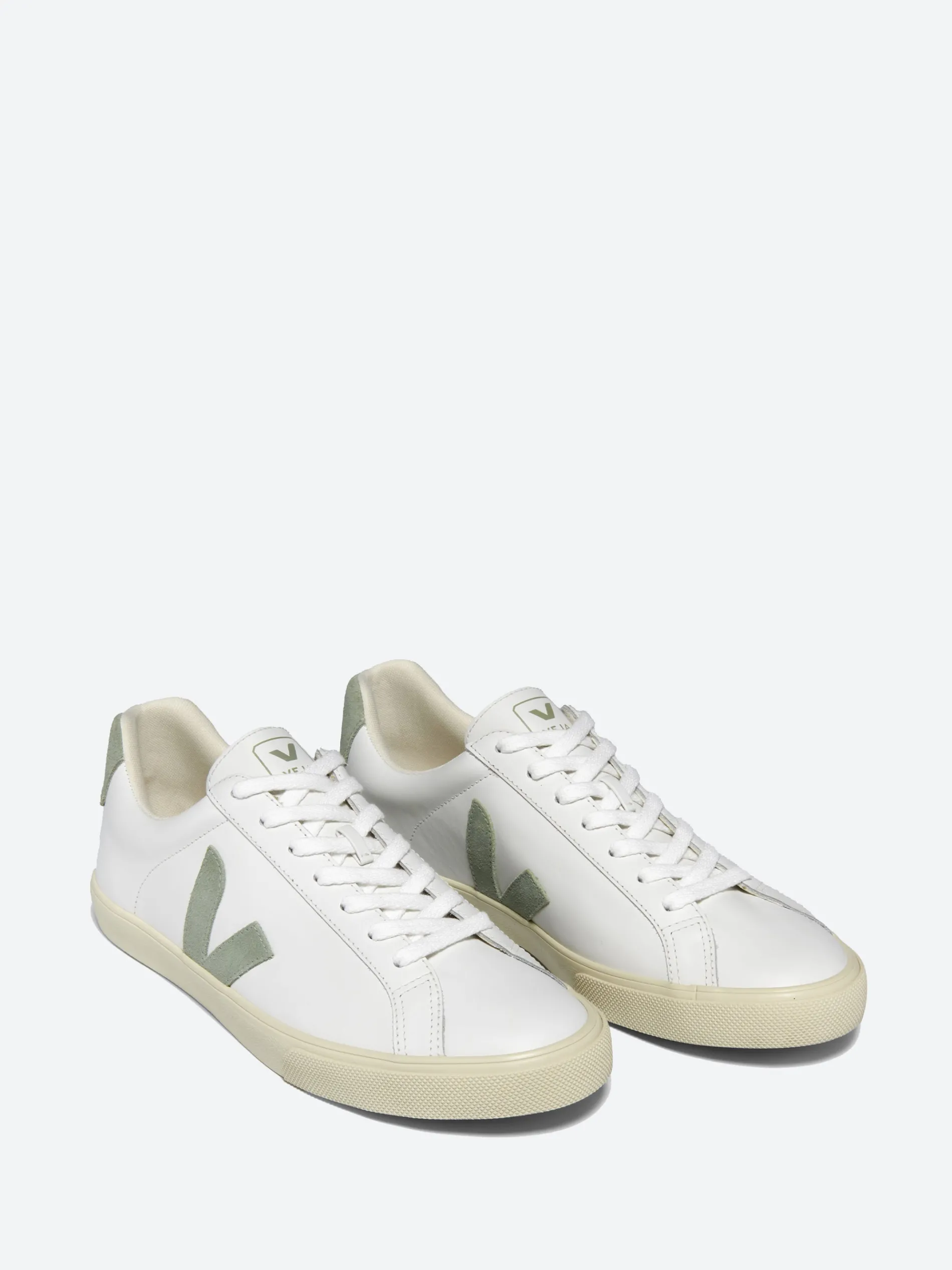 Veja - Esplar in White and Clay