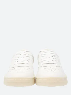 Veja - V-90 in Extra White