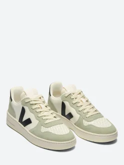 Veja - V-10 Leather in Black and Clay