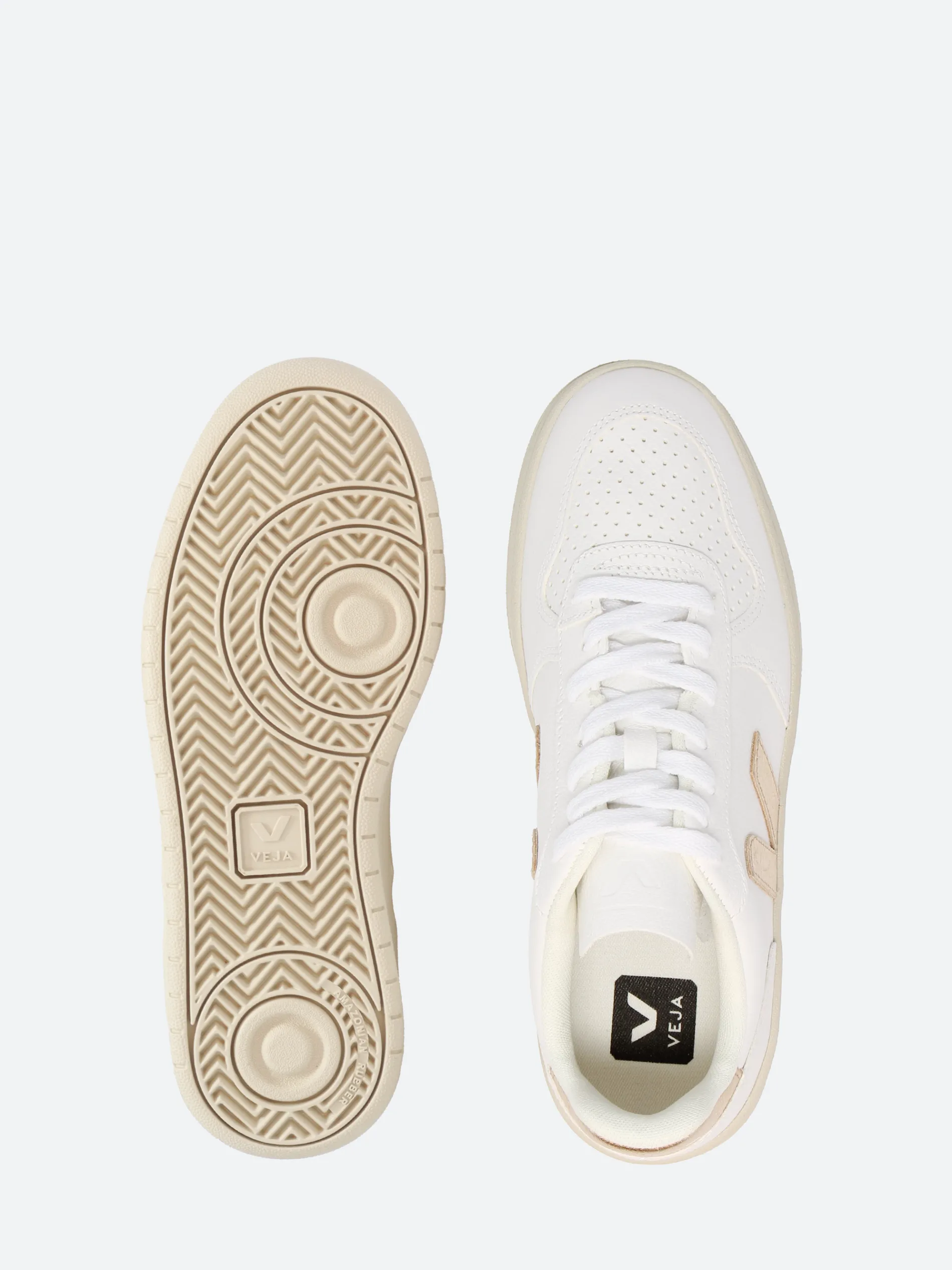 Veja - V-10 Leather in White and Platine
