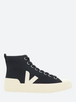VEJA - Wata II Canvas in Black and Pierre