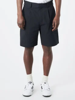 Wax London - Linton Pleat Short in Black Seersucker