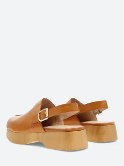 Wonders - B-8051 Clog in Cuero Pergamena