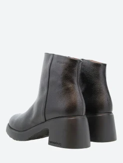 Wonders - E-7107 Rubi in Black Wild