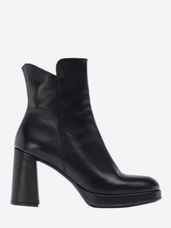 Wonders - Square Toe Platform Boot in Black Iseo