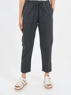 Xirena - Rex Pant in Washed Black