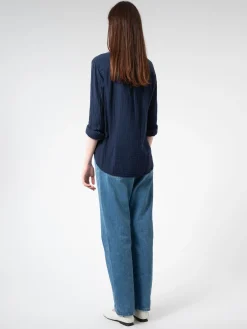 Xirena - Scout Shirt in North Star