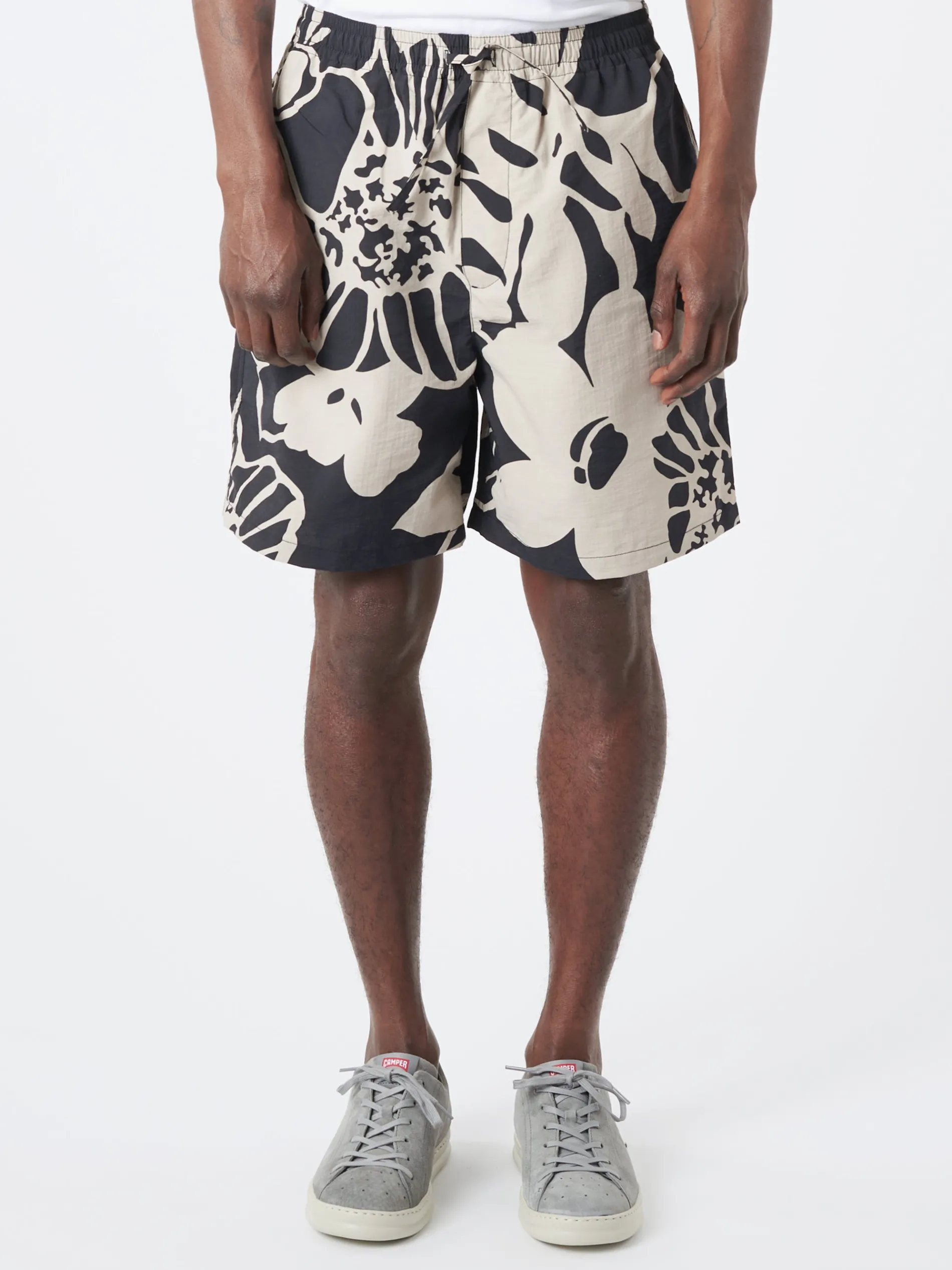 YMC - Z Cargo Short in Grey and Black